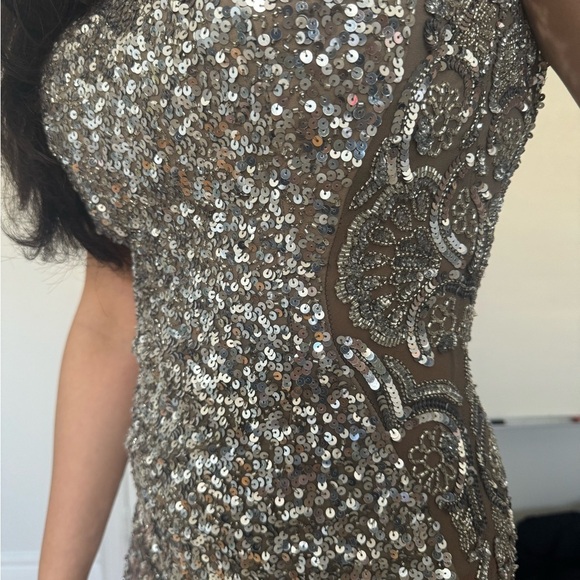 Scala Silver Sequin Halter Bodycon Dress - Picture 4 of 4